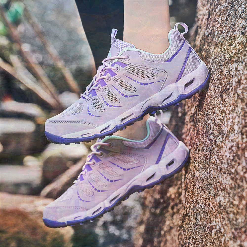 Sumer Round Tip Silver Sneaker - Outdoor Sport Dress 评论和价格